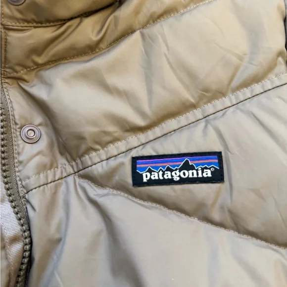 Patagonia Light Brown Quilted Jacket - Picture 8 of 14